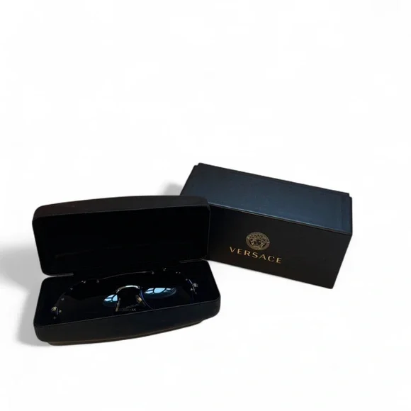 Versace Blue Round Sunglasses - Picture 3 of 4